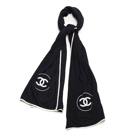 Chanel scarf men